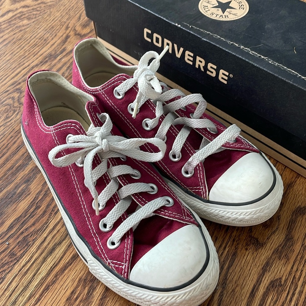 Maroon Converse - Size 7 Women, Size 5 Men